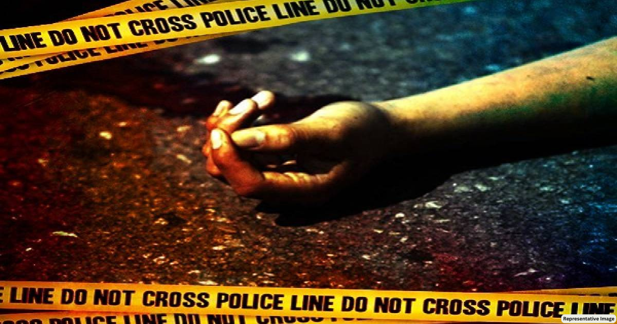 Maharashtra: ACP shoots dead wife, nephew before killing himself